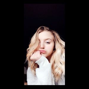 Meet your Posher, Hanna